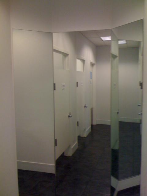 The Children's Place Fitting Room